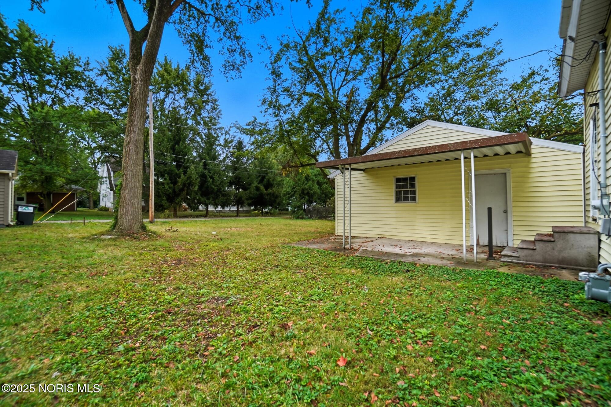 325 Greenlawn Avenue