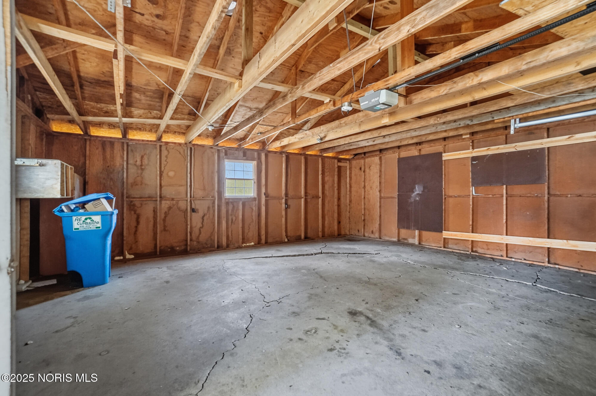 325 Greenlawn Avenue