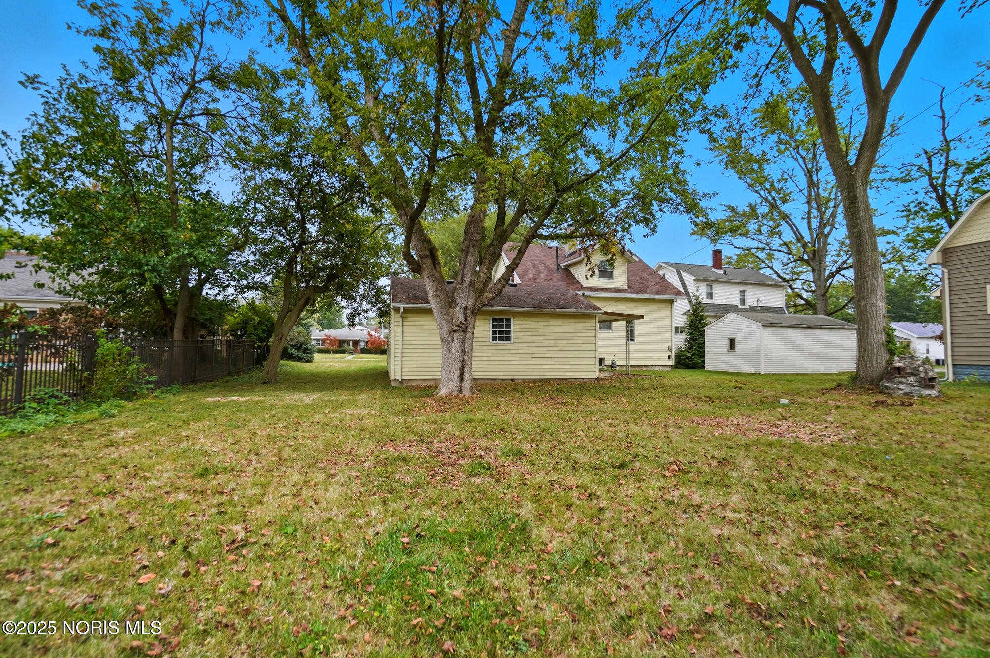 325 Greenlawn Avenue