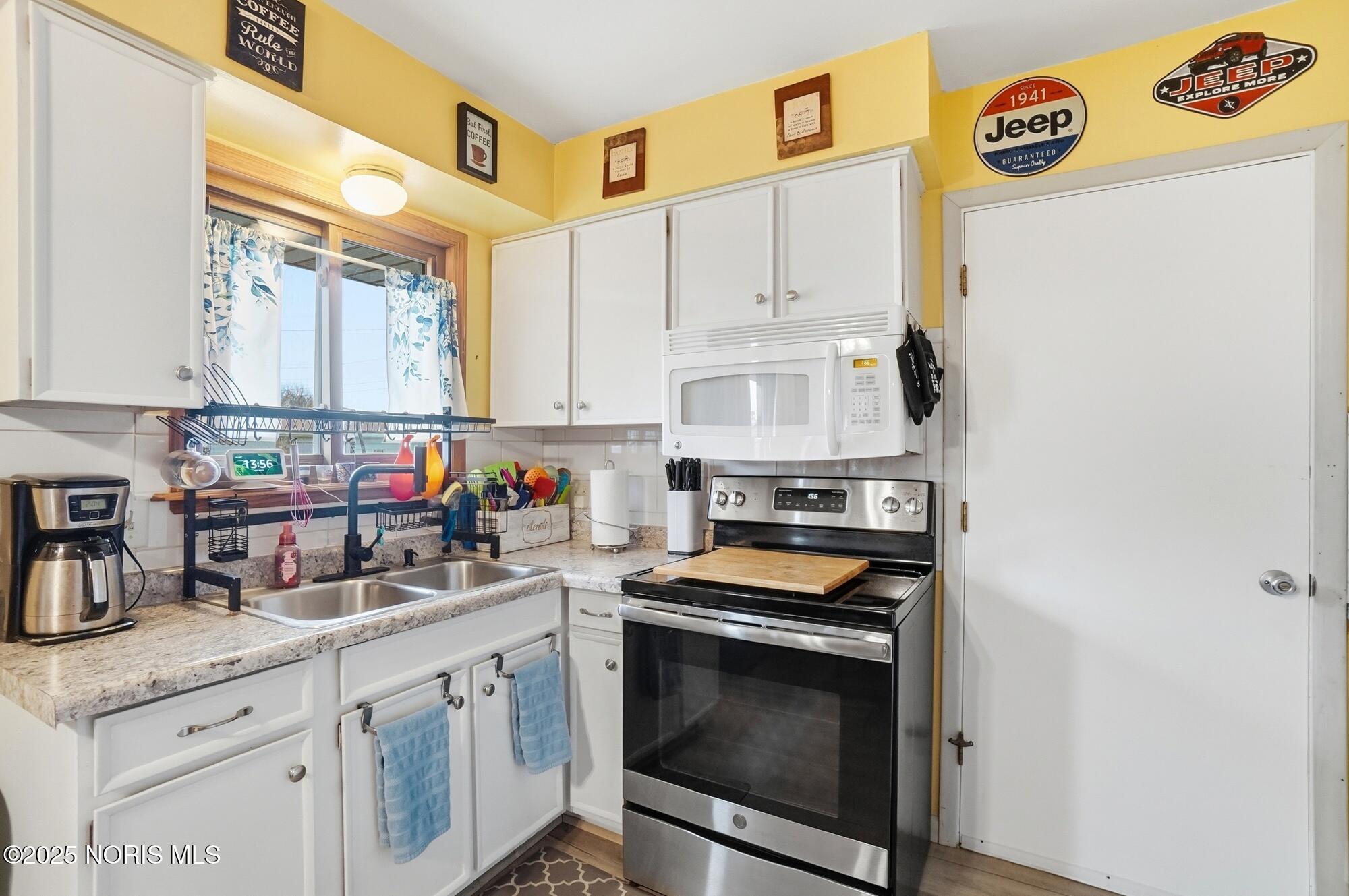 326 Pepperton Drive