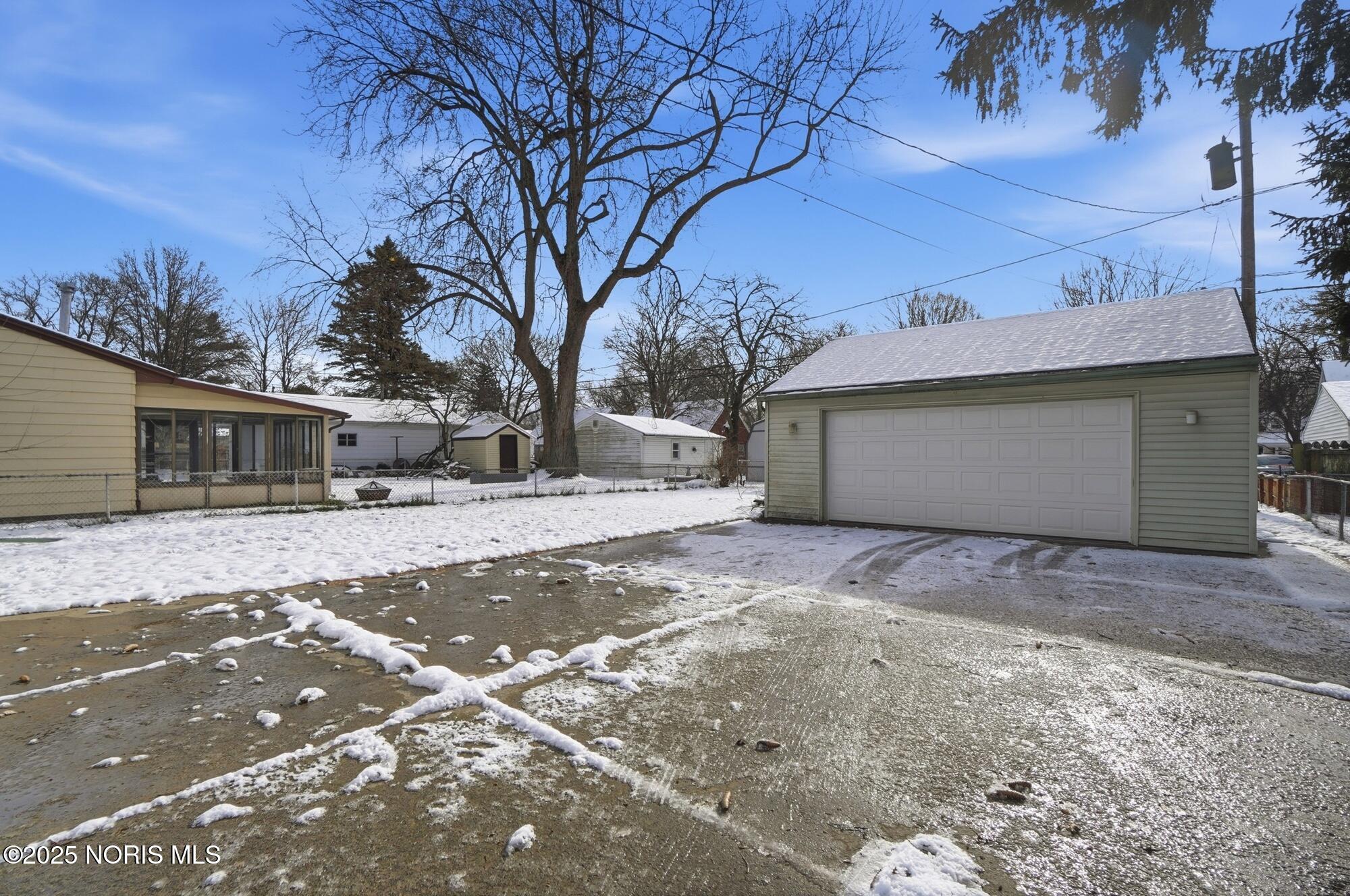 3527 Cedardale Court