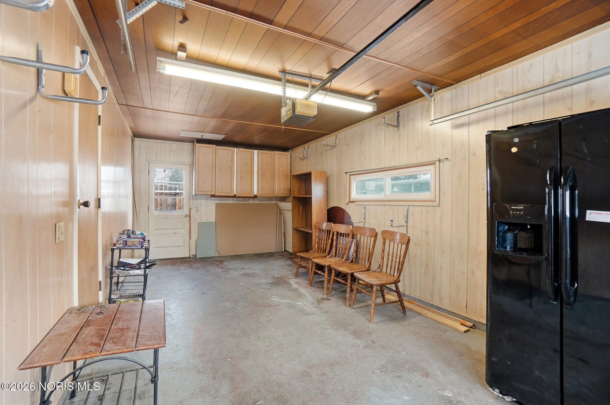 594 Douglas Drive