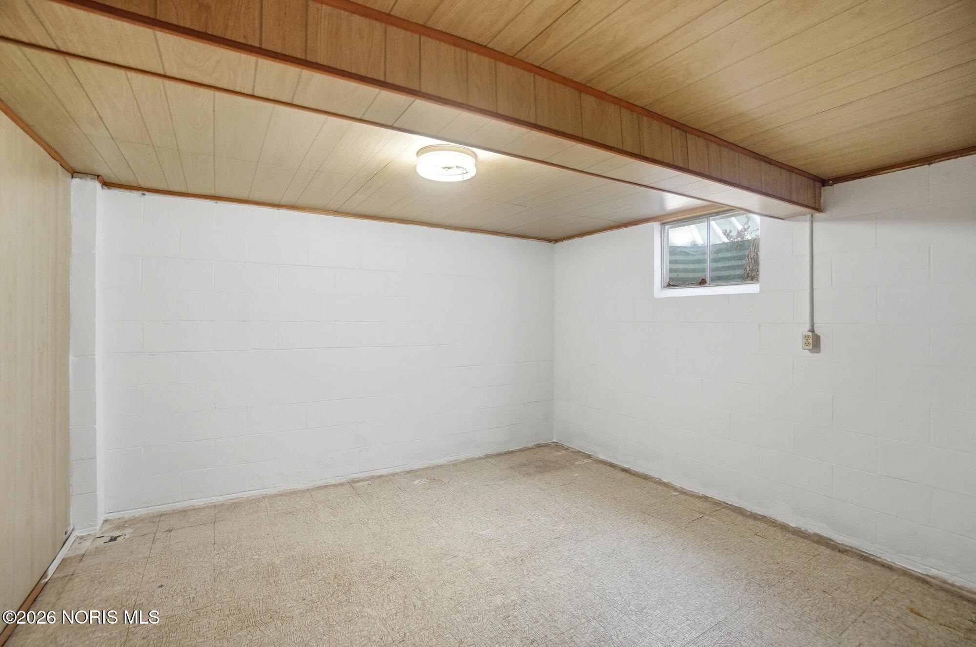 594 Douglas Drive