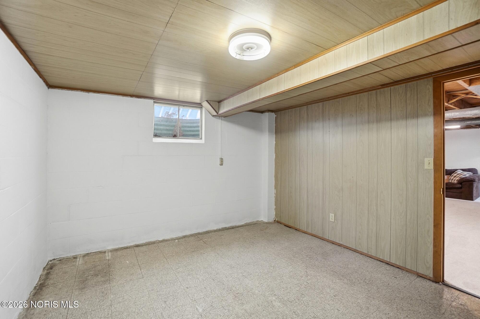 594 Douglas Drive