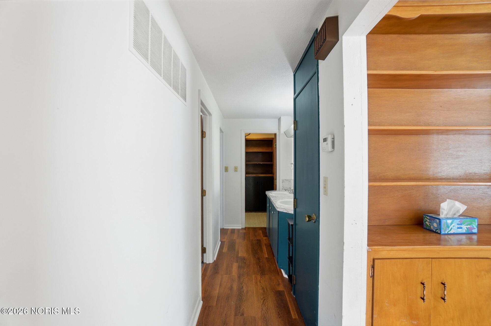 594 Douglas Drive