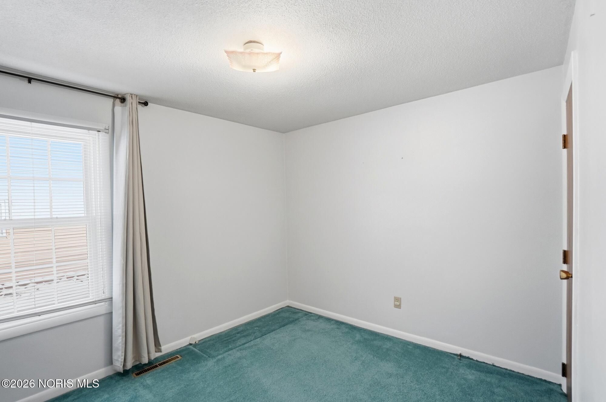 594 Douglas Drive
