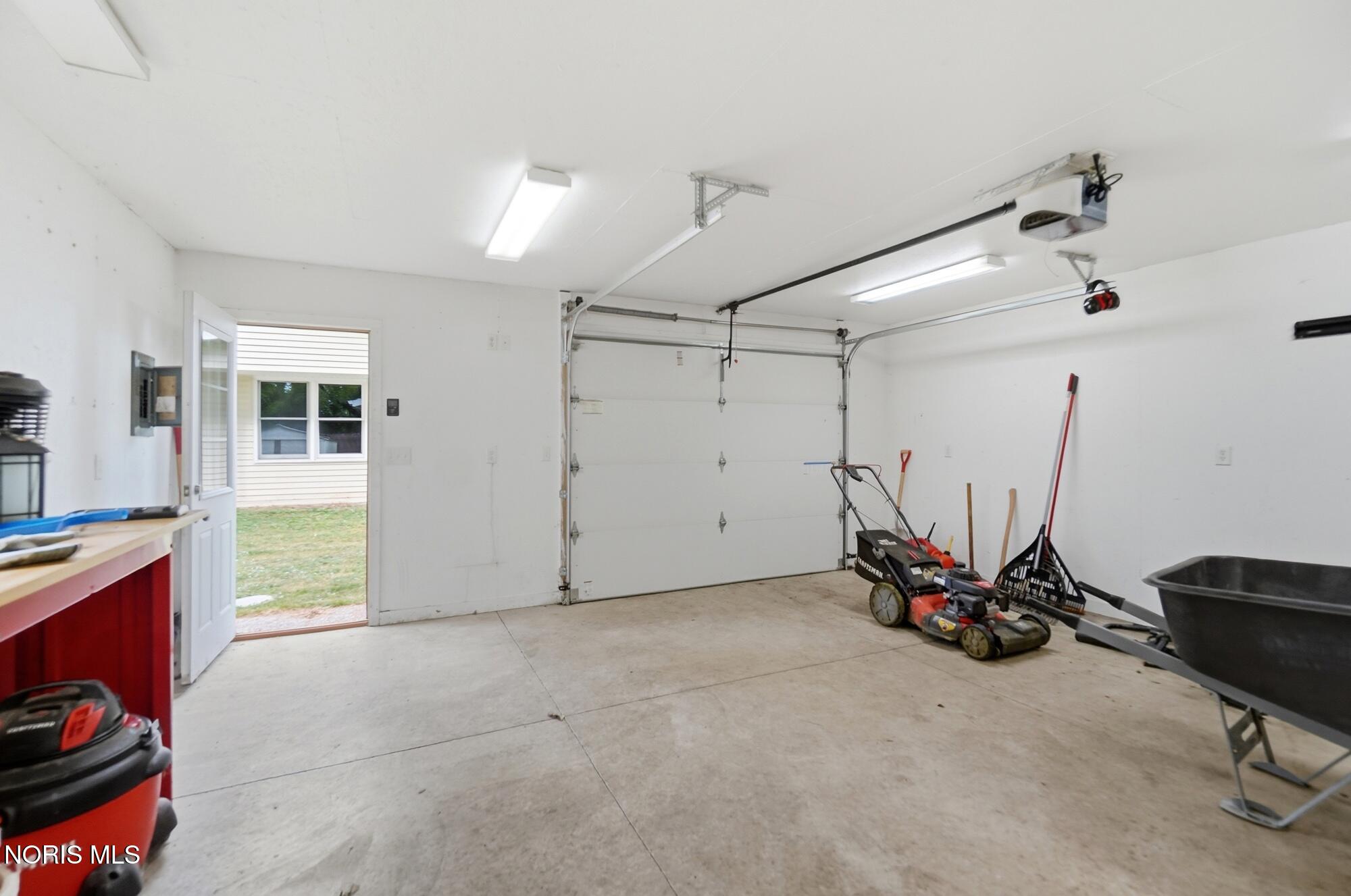 206 Glen Arbor Drive