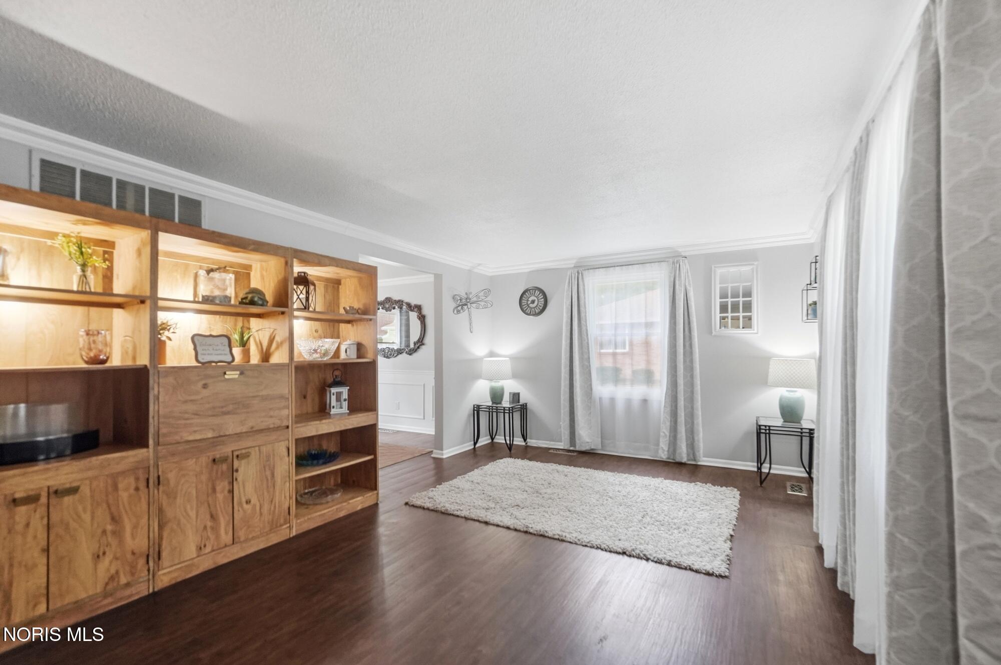 206 Glen Arbor Drive