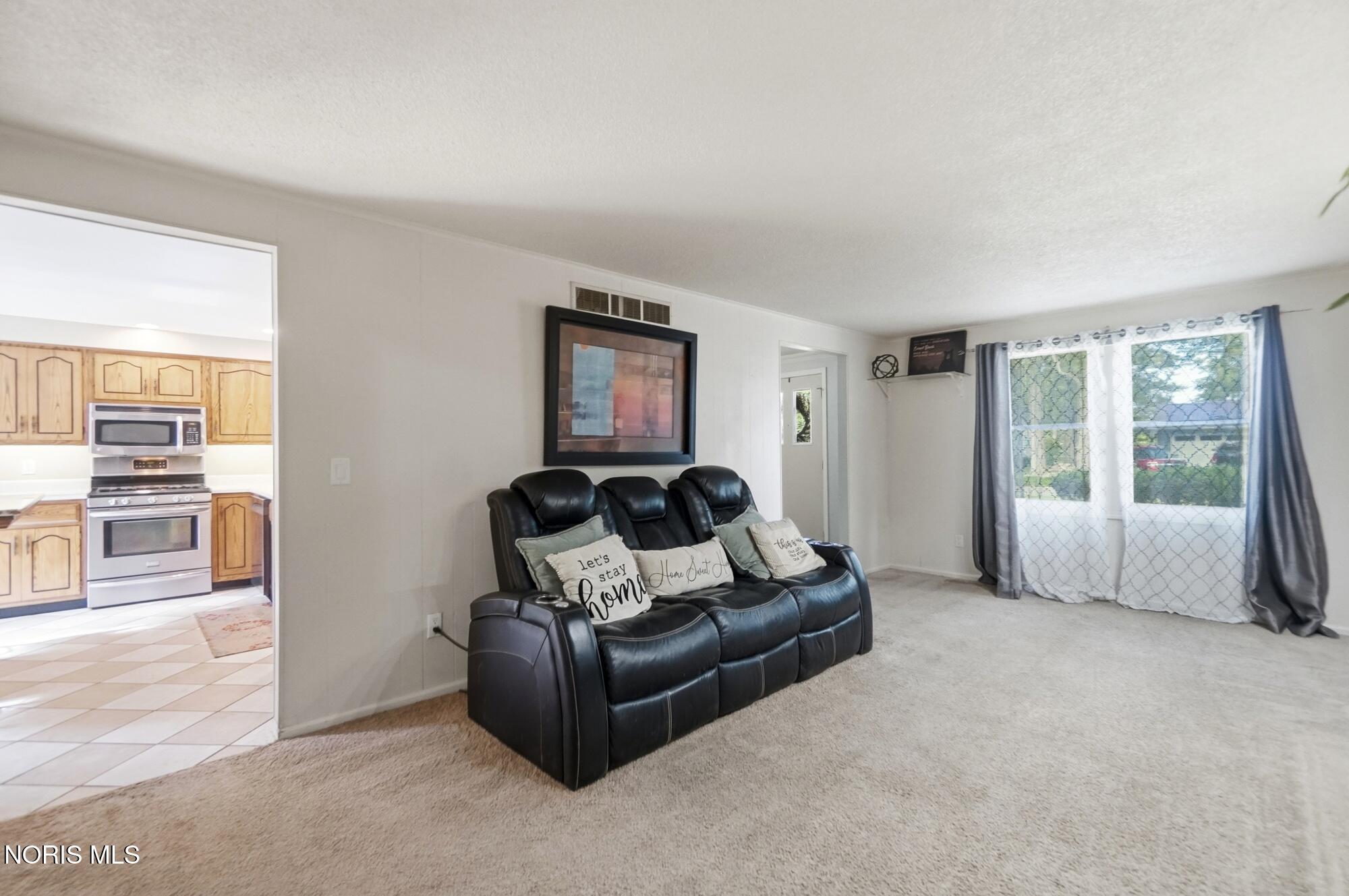 206 Glen Arbor Drive