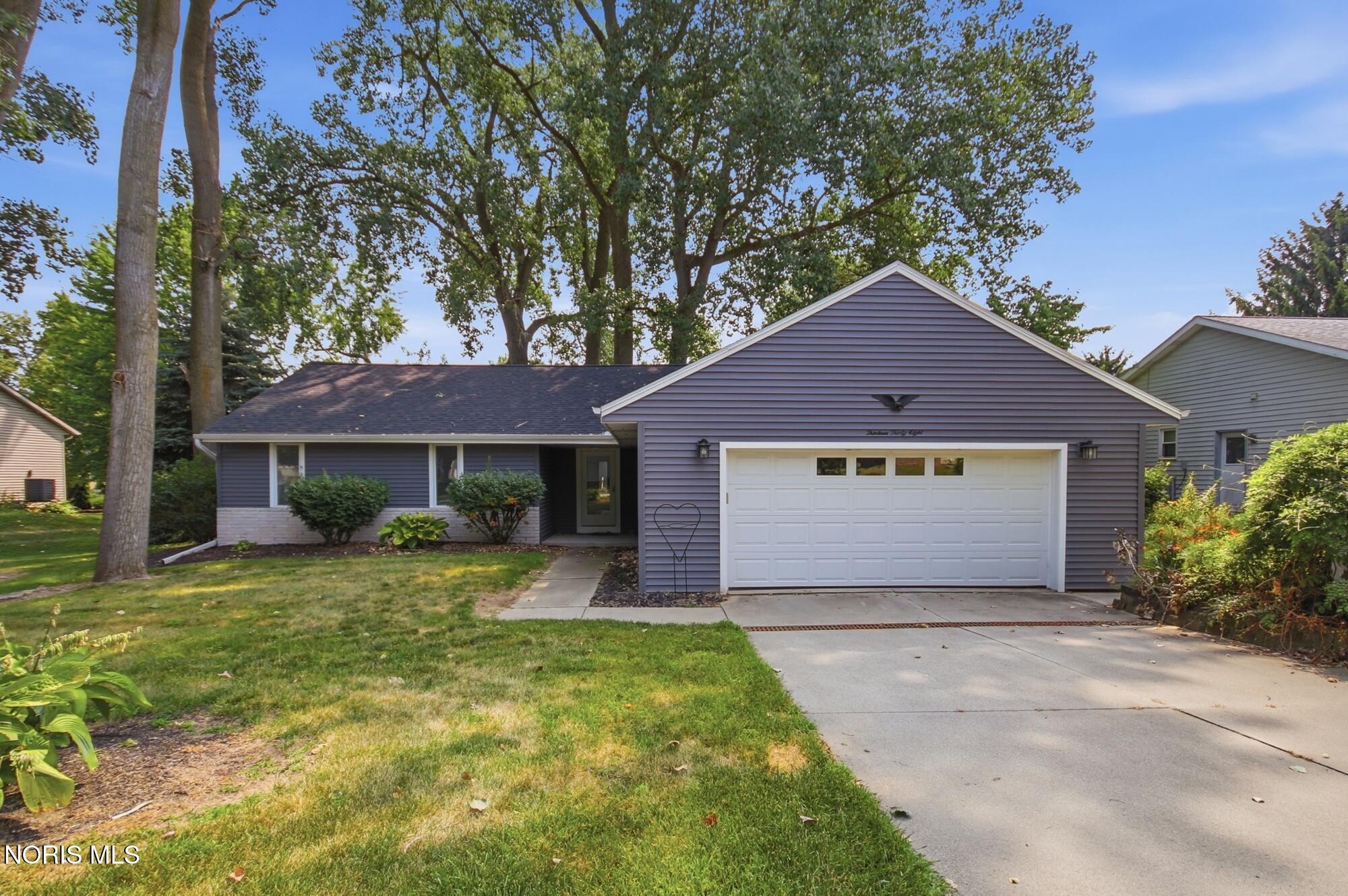 1338 N Park Lane