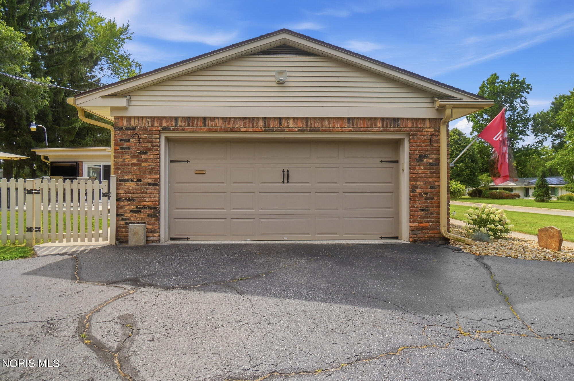 5115 Cranston Drive