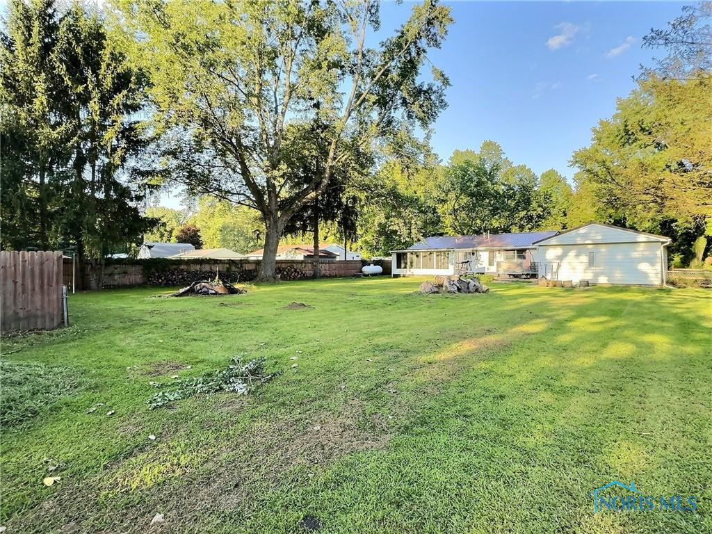 4017 Forest Lane