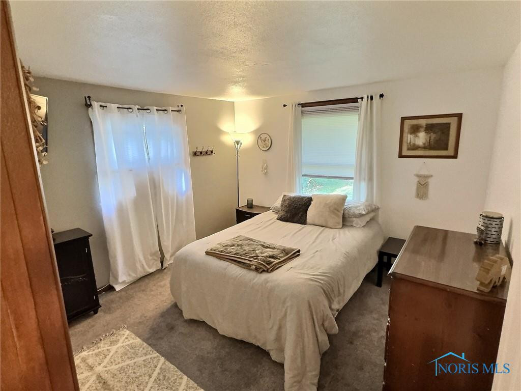 4017 Forest Lane