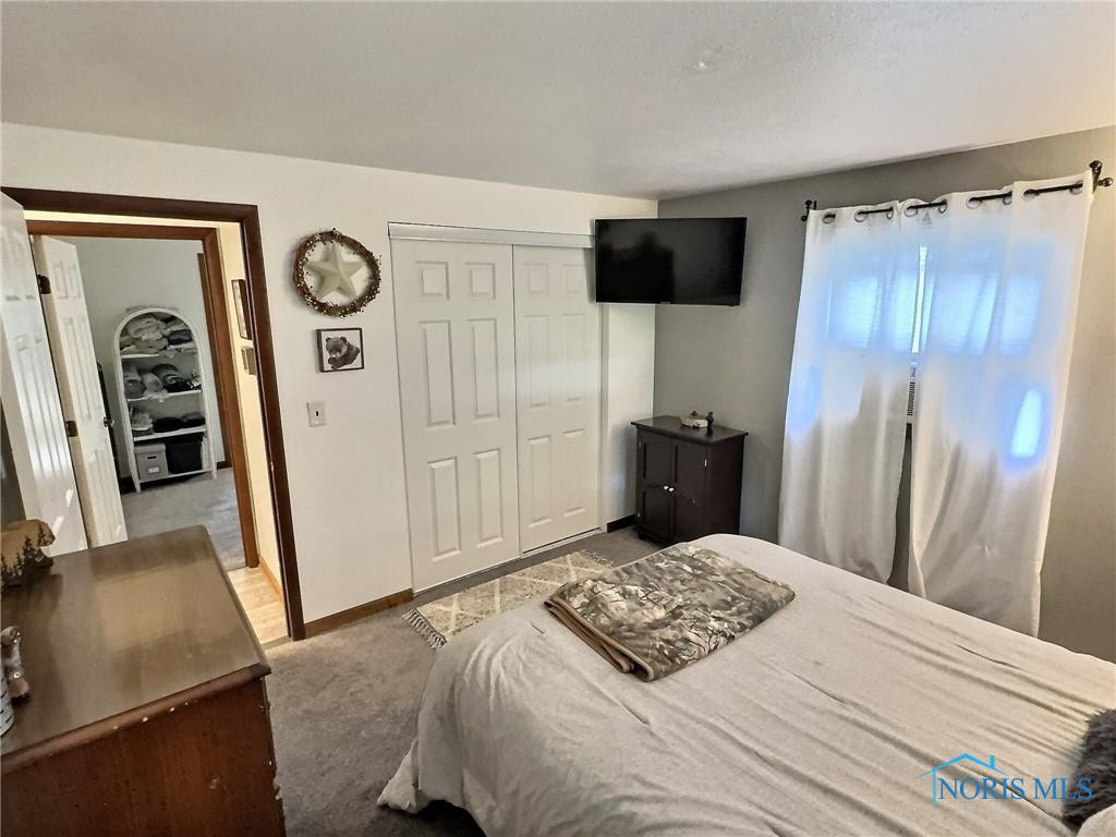 4017 Forest Lane