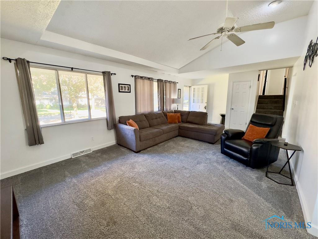 6955 Kinsman Drive