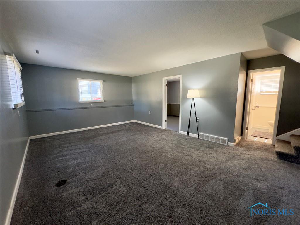 6955 Kinsman Drive