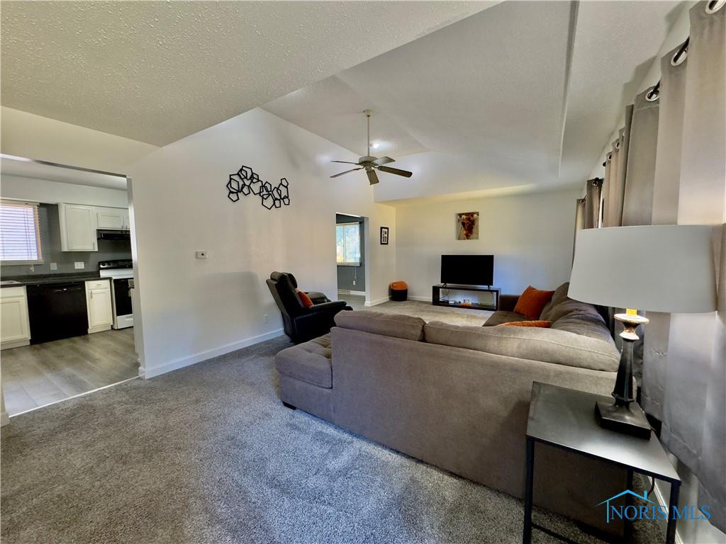 6955 Kinsman Drive