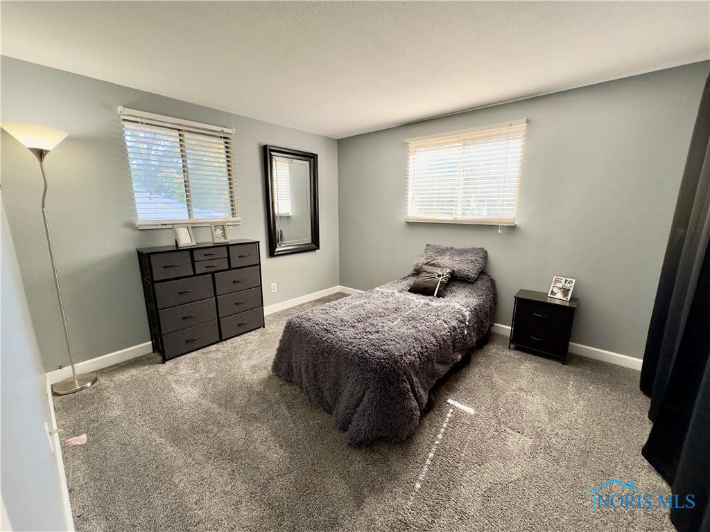 6955 Kinsman Drive
