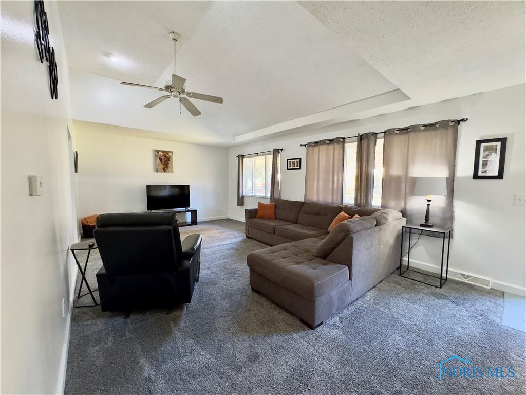 6955 Kinsman Drive