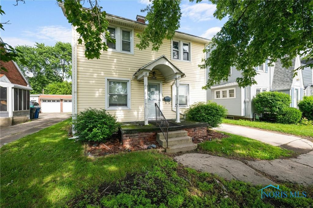 4128 Douglas Road