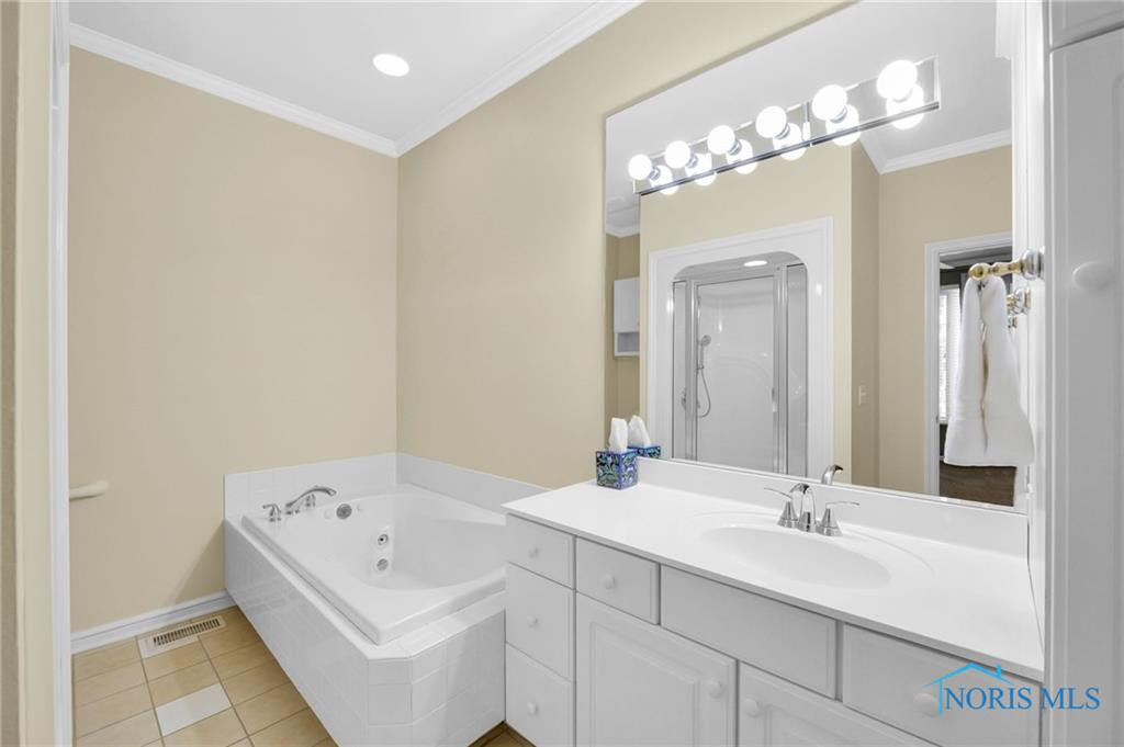 36 Woodforest Parkway