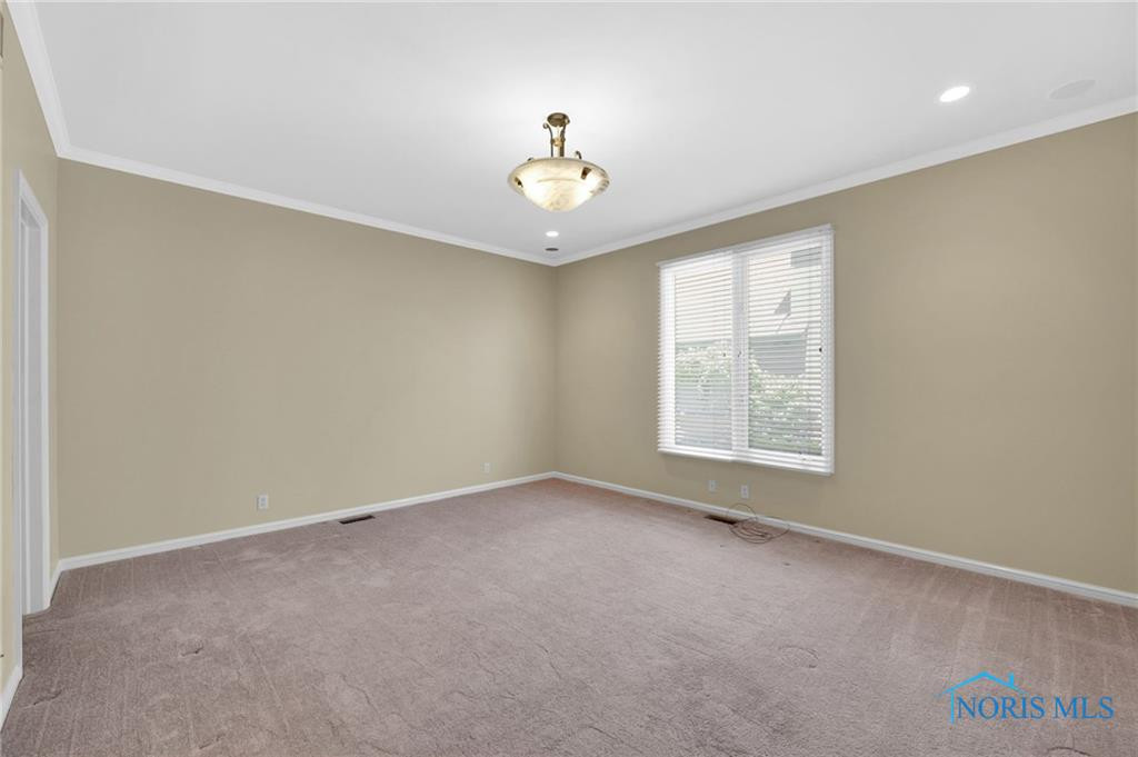 36 Woodforest Parkway