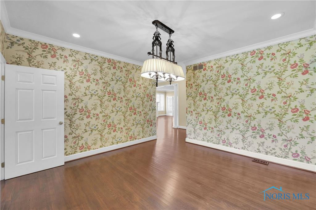 36 Woodforest Parkway