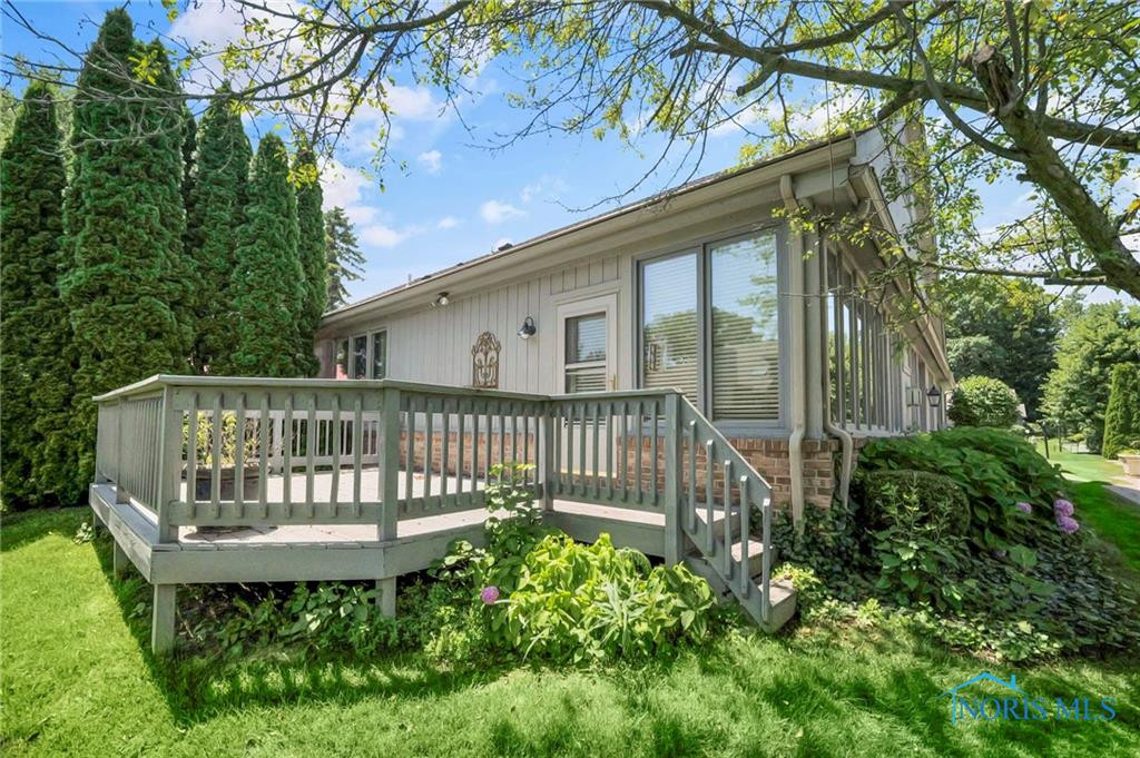 36 Woodforest Parkway