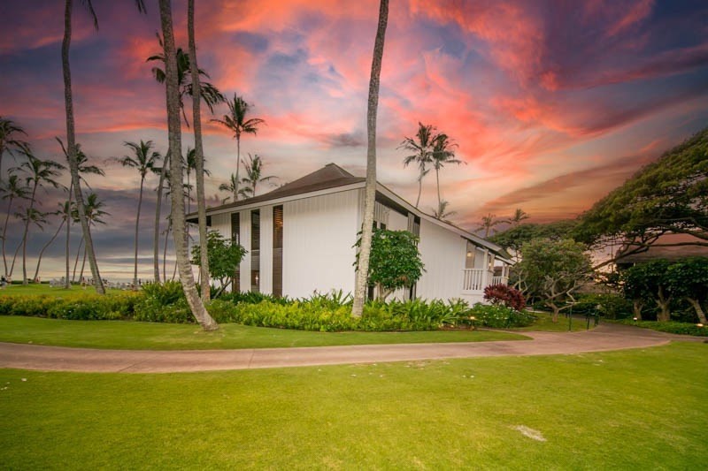 2253 POIPU RD