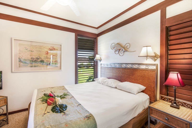 2253 POIPU RD