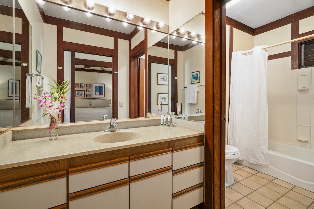 2253 POIPU RD 62