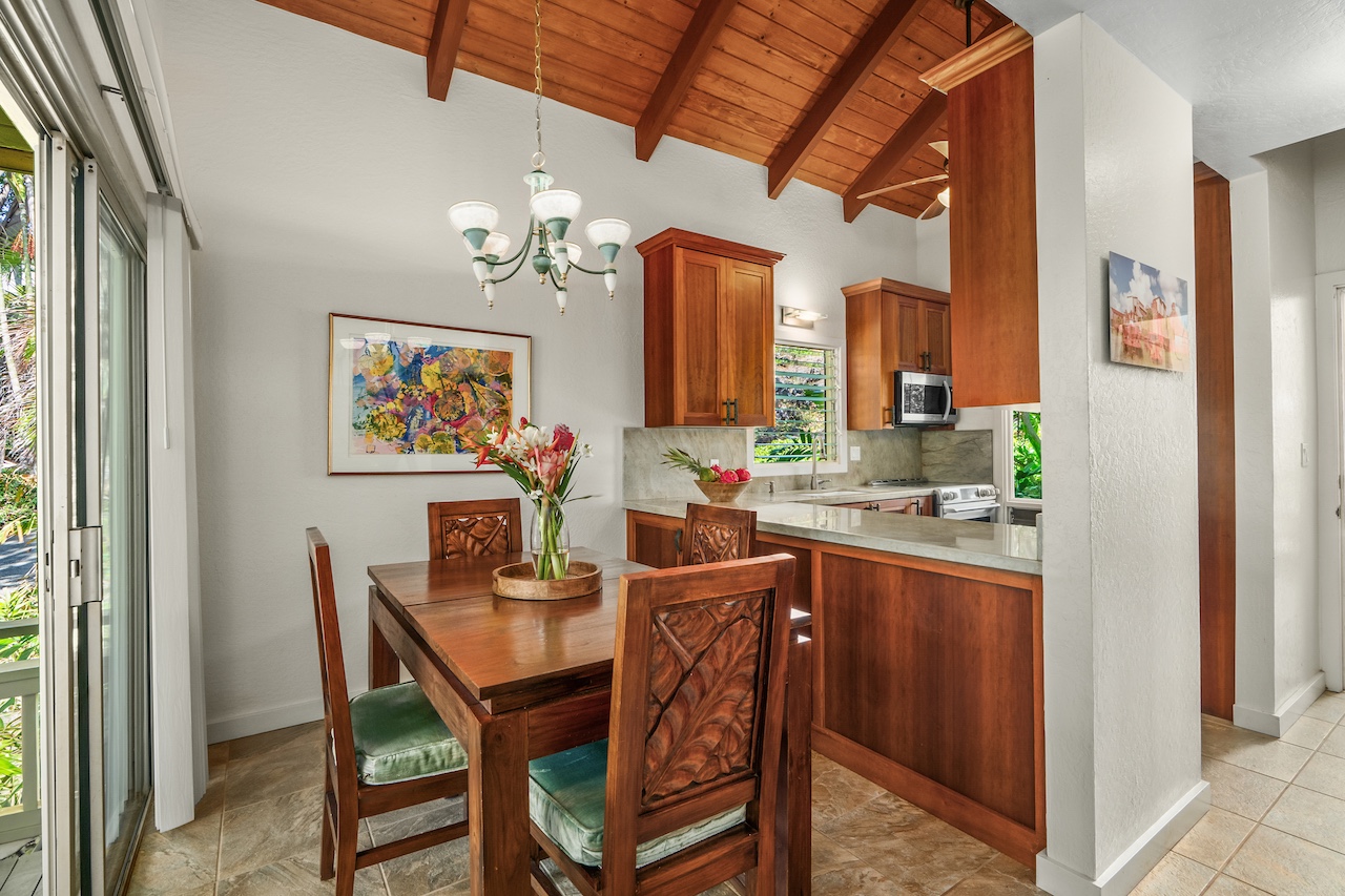 2330 HOOHU RD 5