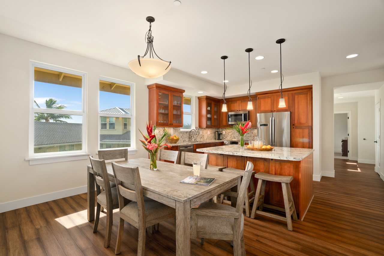 2611 KIAHUNA PLANTATION DR 4J