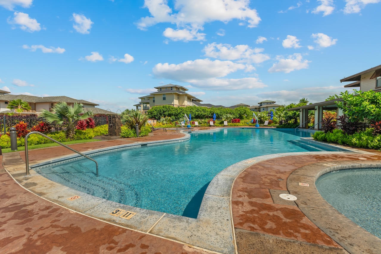 2611 KIAHUNA PLANTATION DR 4J