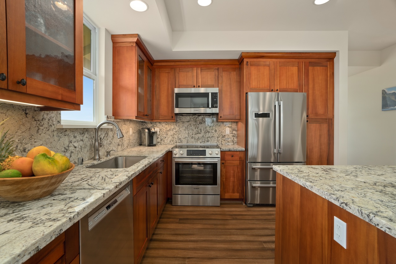 2611 KIAHUNA PLANTATION DR 4J