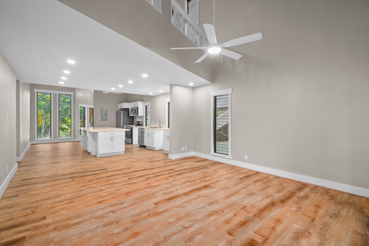 2721 POIPU RD 433