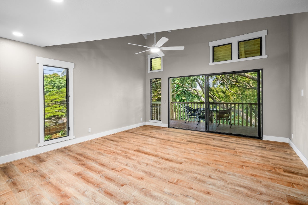 2721 POIPU RD 433