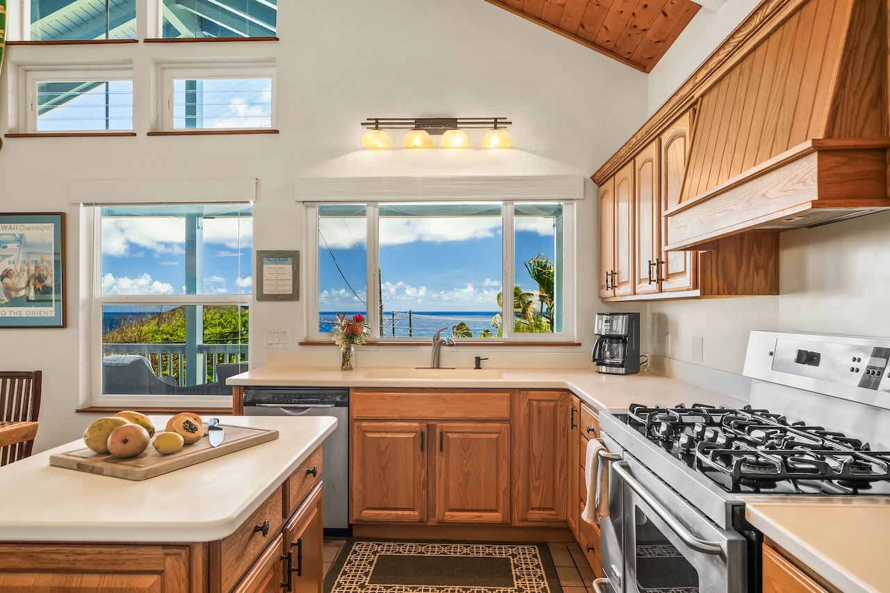 1650 MAKANUI RD
