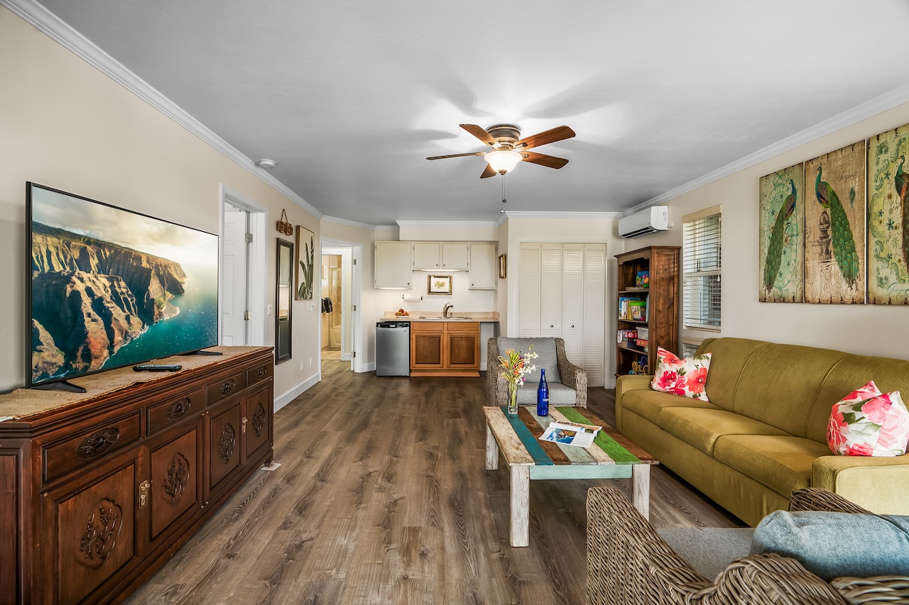 1650 MAKANUI RD