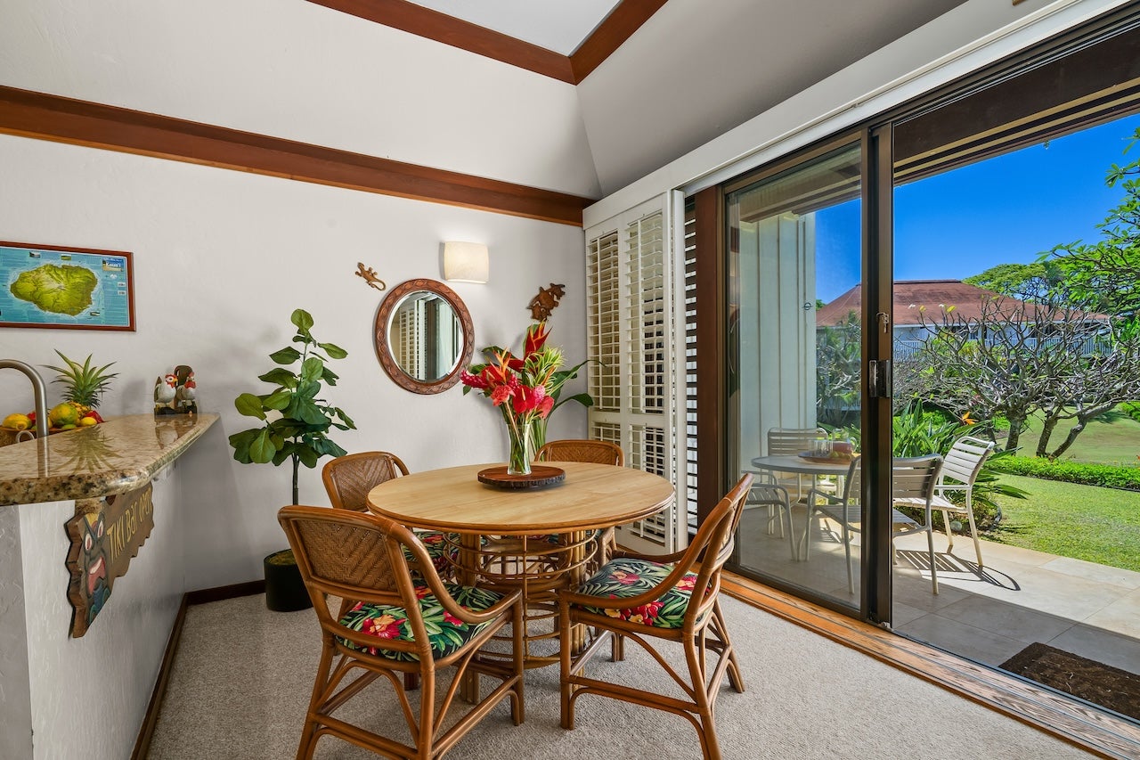 2253 POIPU RD 58