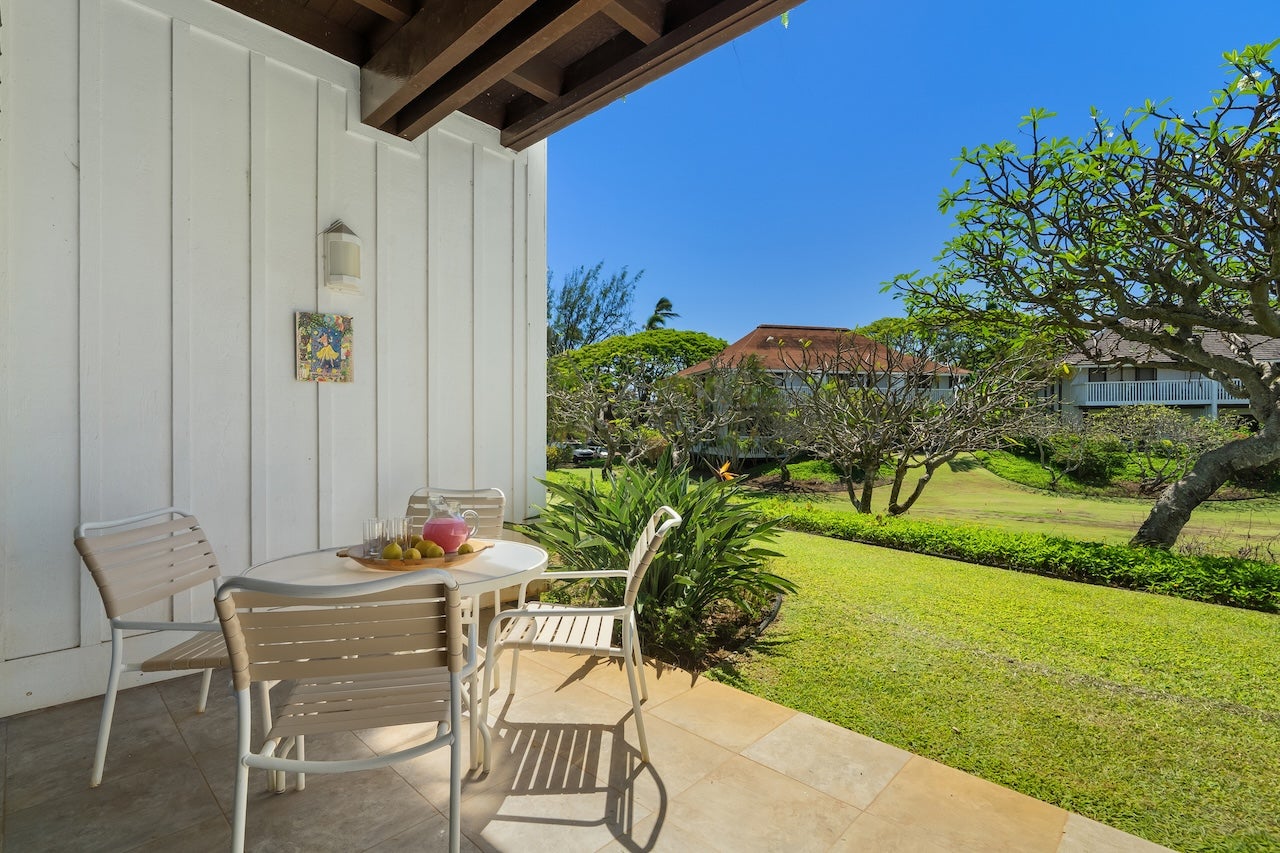 2253 POIPU RD 58