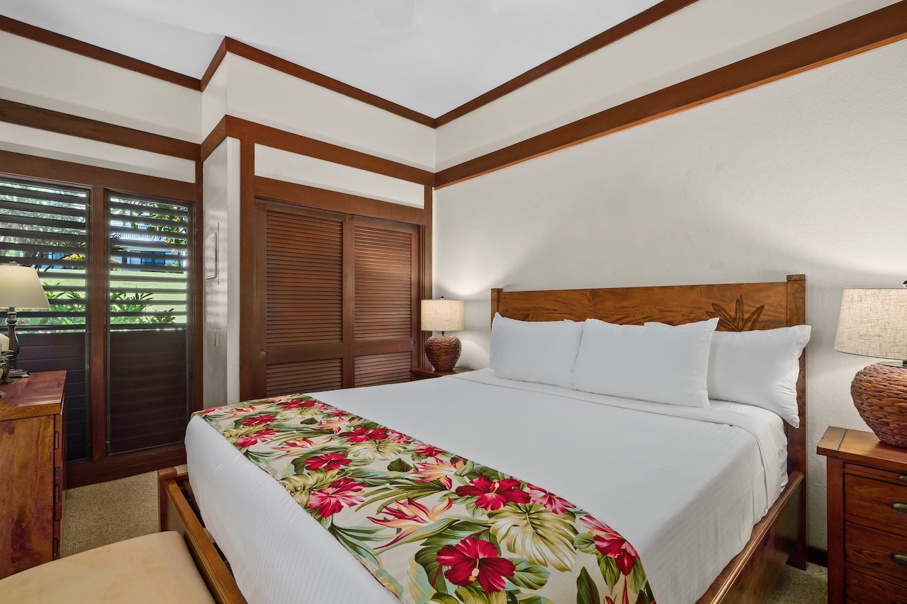 2253 POIPU RD 58