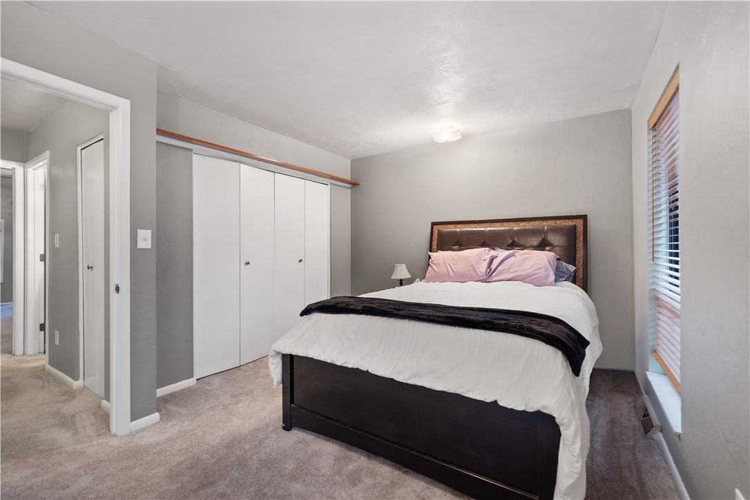 123 Laurel Ct
