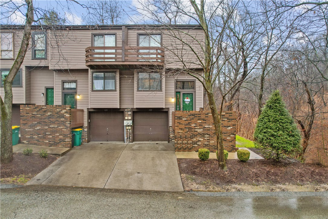 123 Laurel Ct