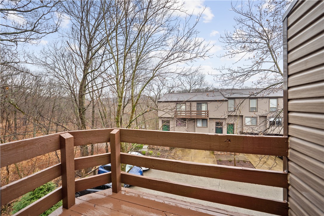 123 Laurel Ct