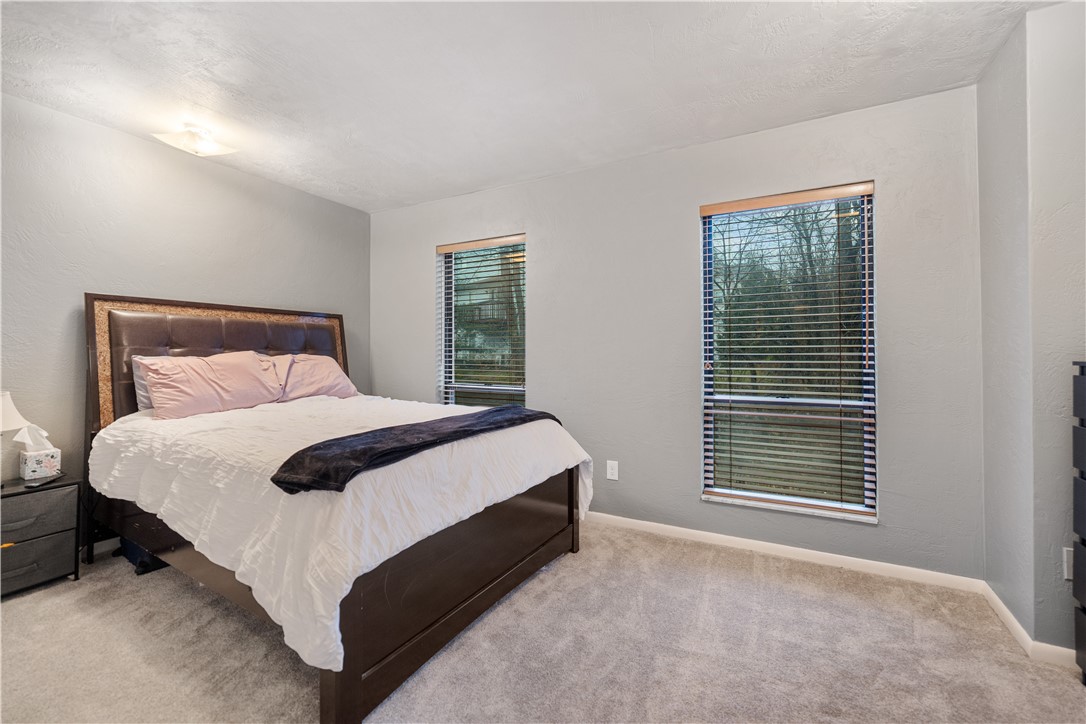 123 Laurel Ct