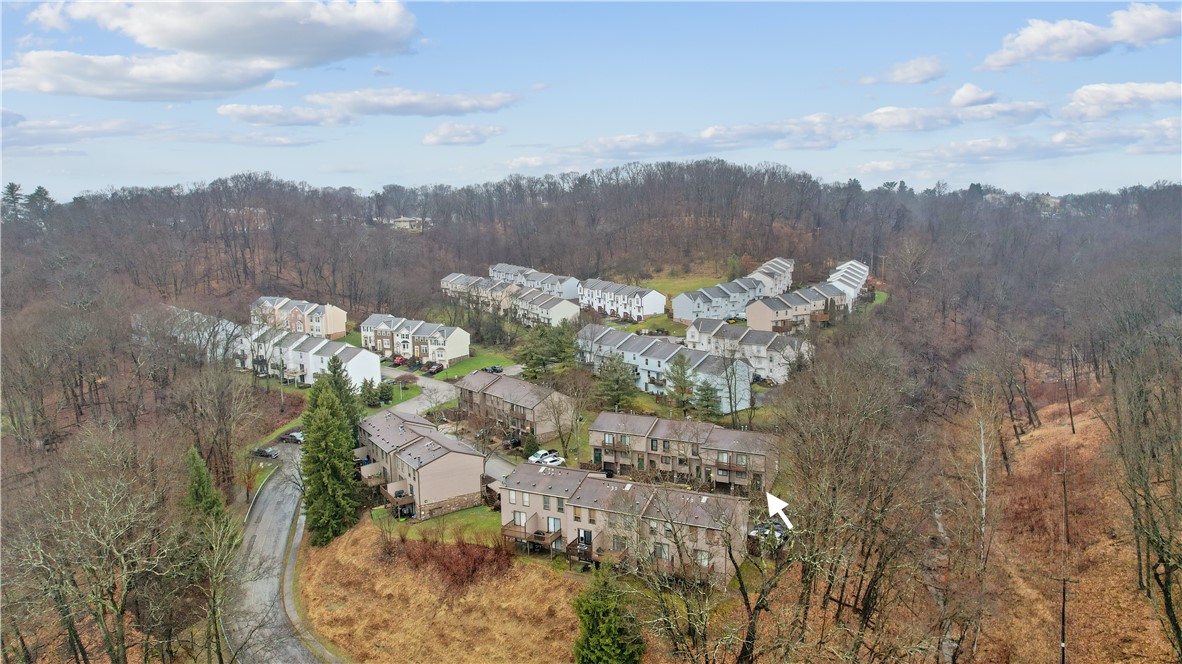 123 Laurel Ct