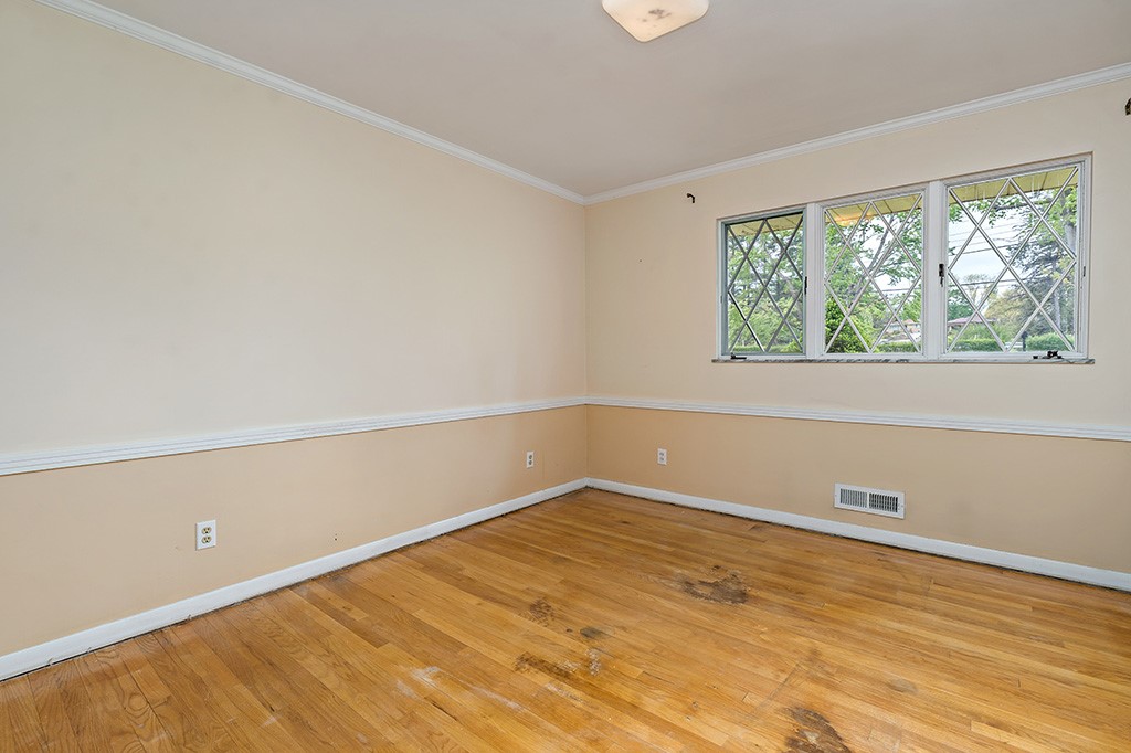 1357 Country Club Road