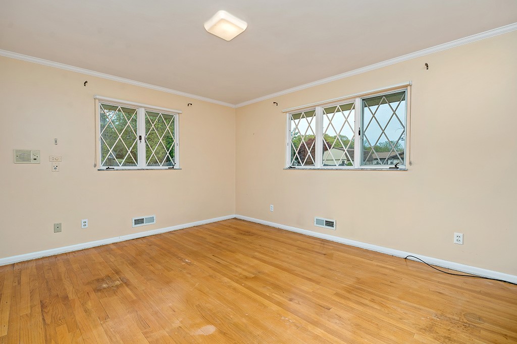 1357 Country Club Road