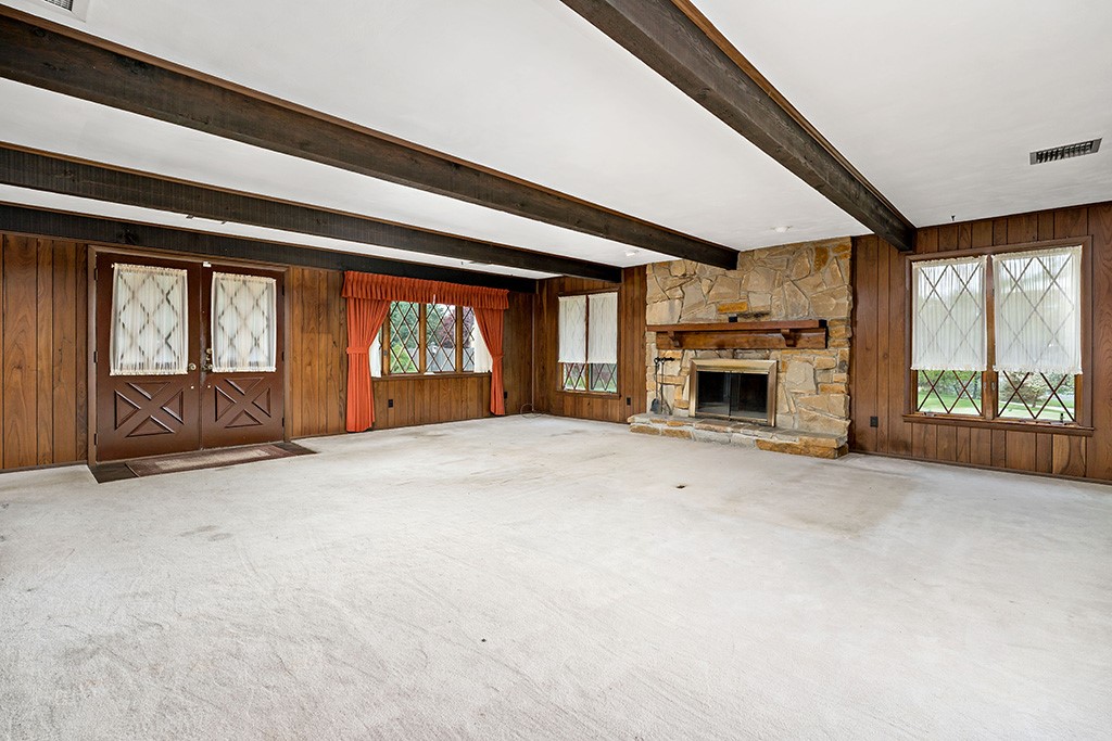 1357 Country Club Road